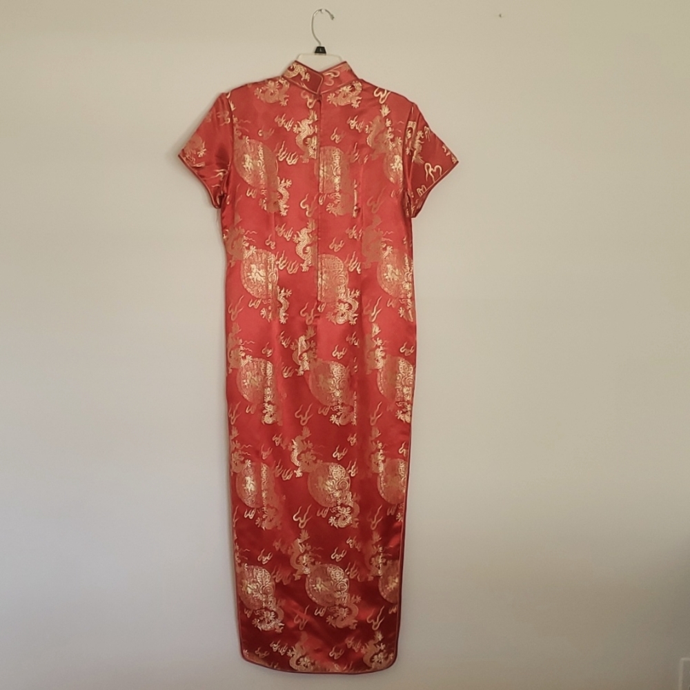 Dress - Picture 2 of 7